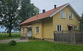 Oernsro Boende Och Staellplatser